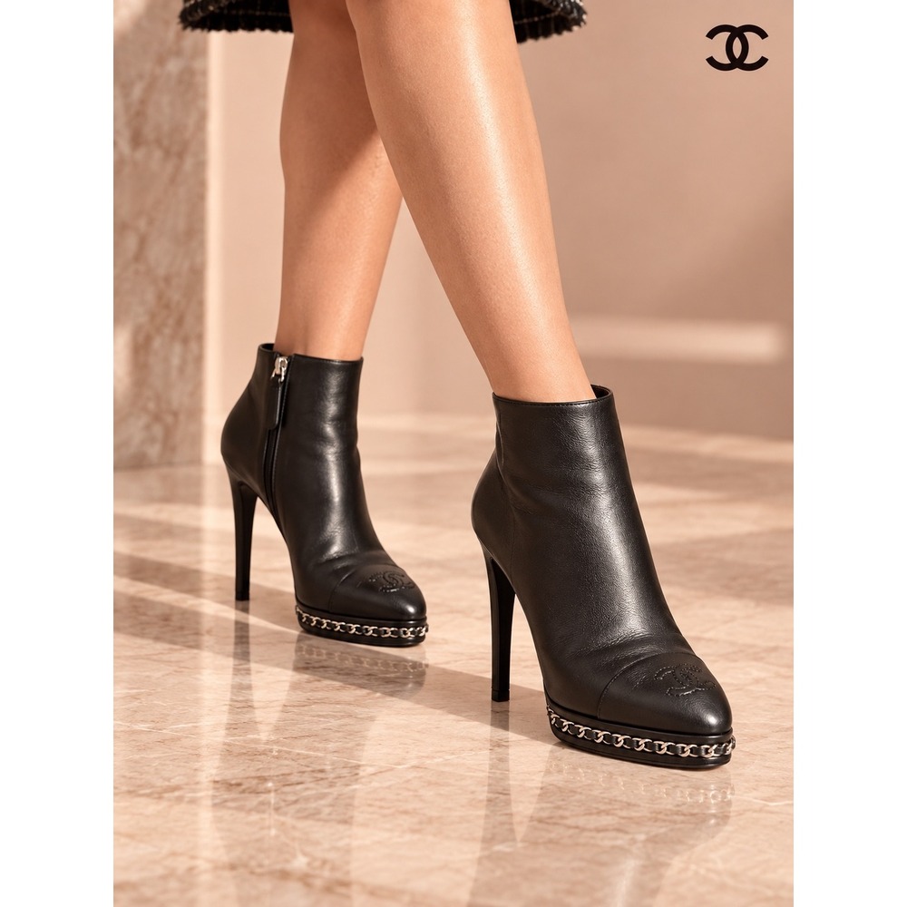 Chanel Black Lambskin Leather Chain Platform CC Logo Ankle Boots 39.5